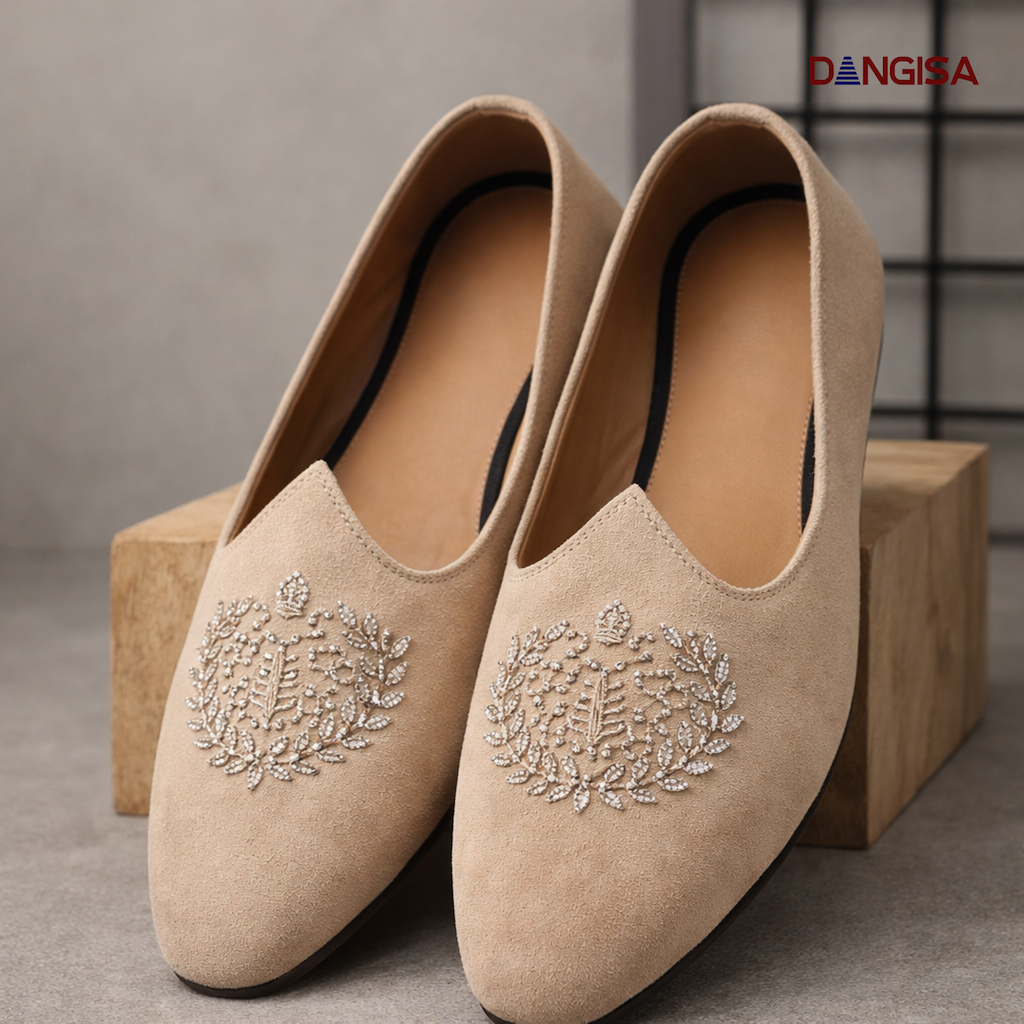 The Silver Suede Laurel