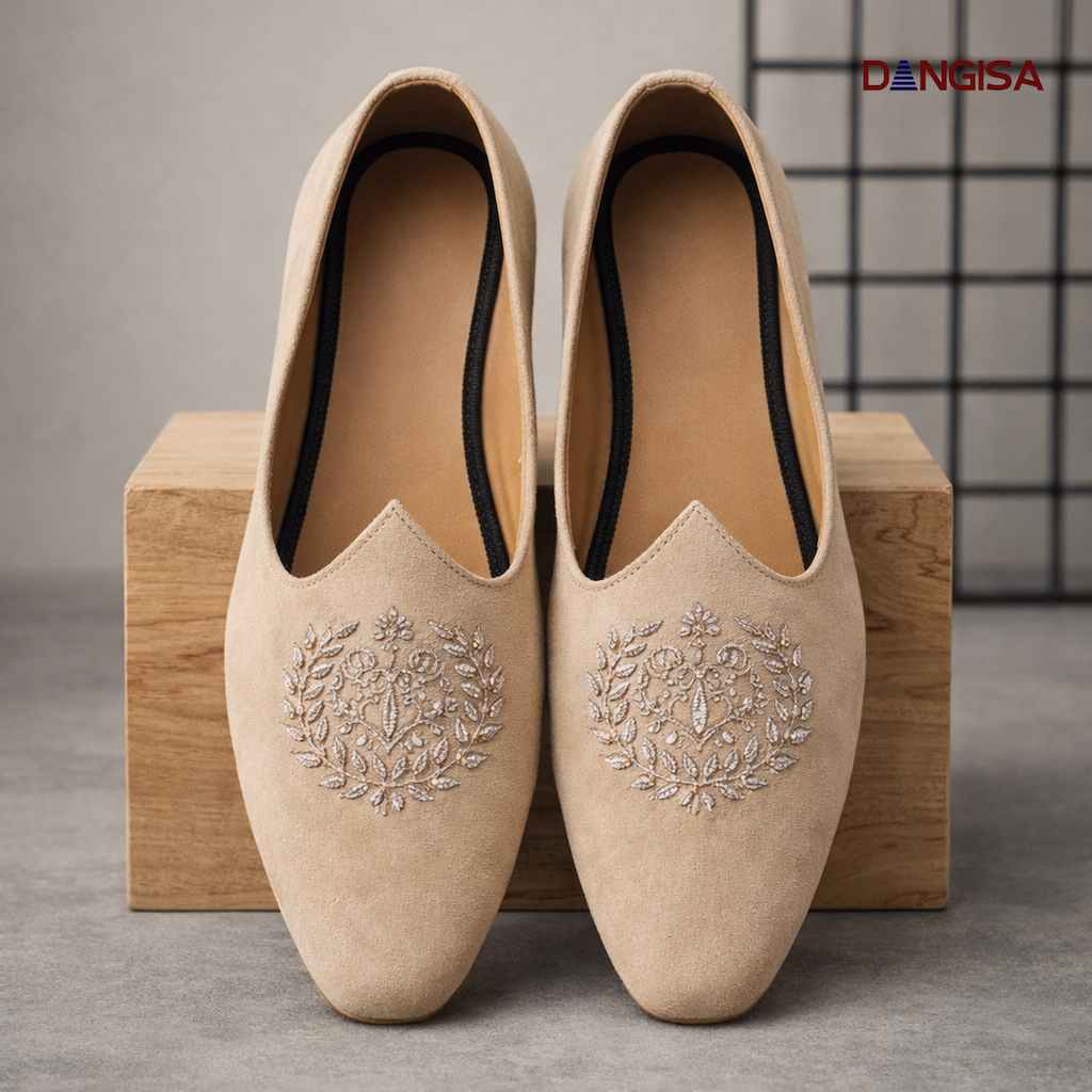 The Silver Suede Laurel
