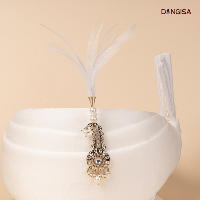 The Pearl Halo Safa Brooch