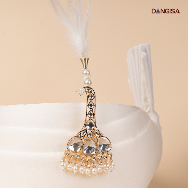 The Crystal Pearl Fan Safa Brooch