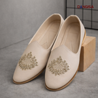 The Lattice Leaf