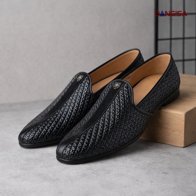 The Emerald & Black Gold-Bit Mule