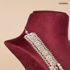 The Majestic Pearl & Crystal Strand Maala
