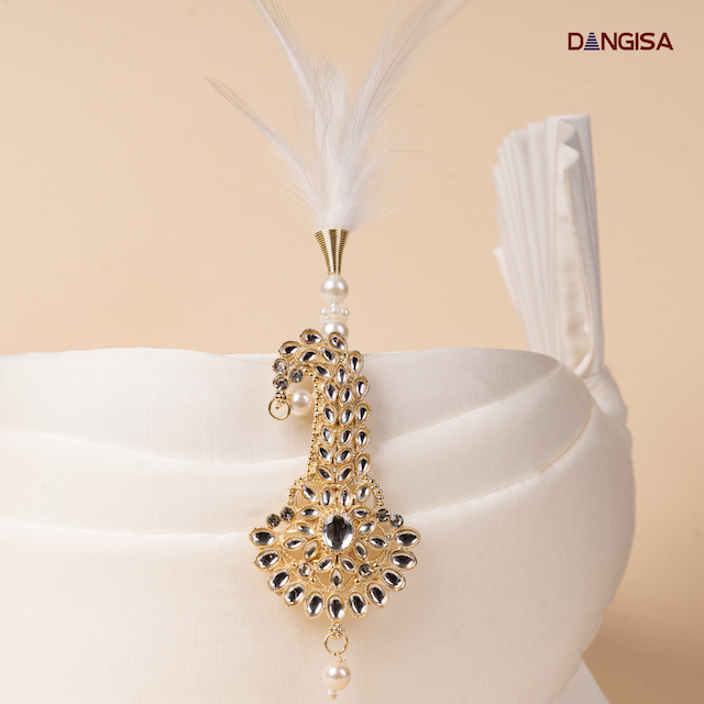 The Midnight Crest Safa Brooch
