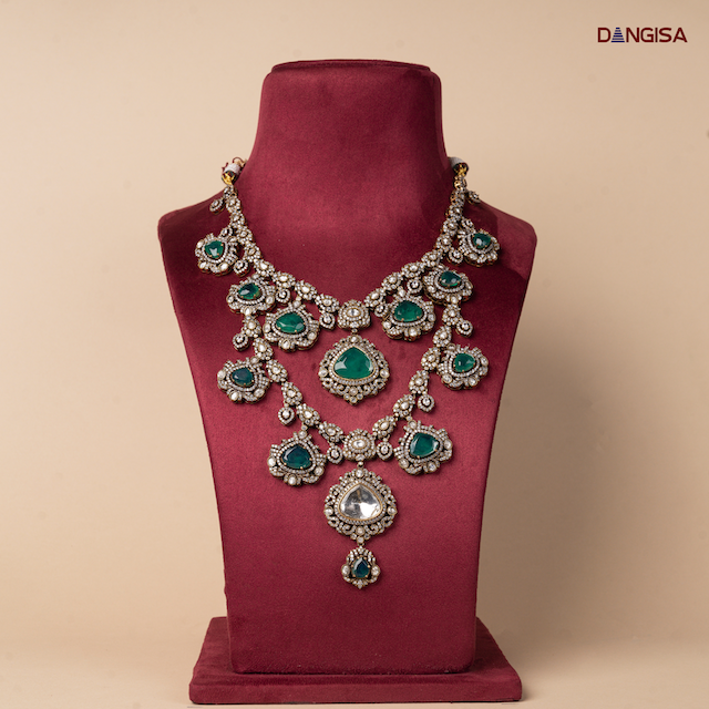 The Grand Crimson & Emerald Bib Maala