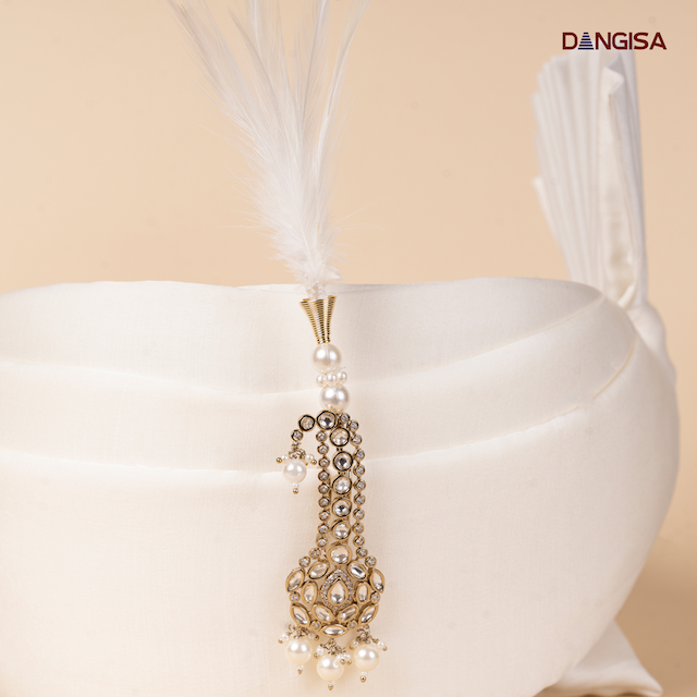 The Ivory Tassel Pearl Safa Brooch