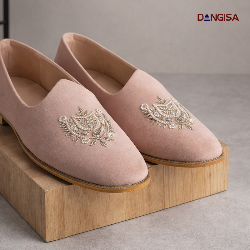 The Blush Heritage Mojari