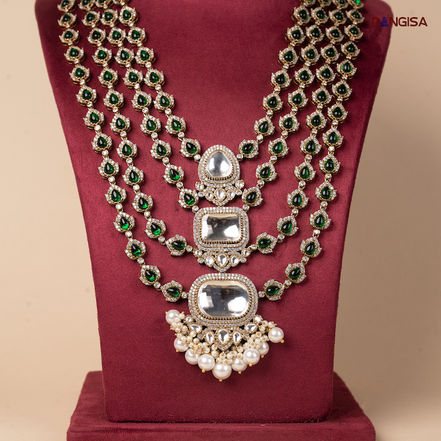 The Emerald & Crescent Polki Maala
