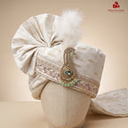 The White Hand-Tied Safa Safa with Diamond Brooch
