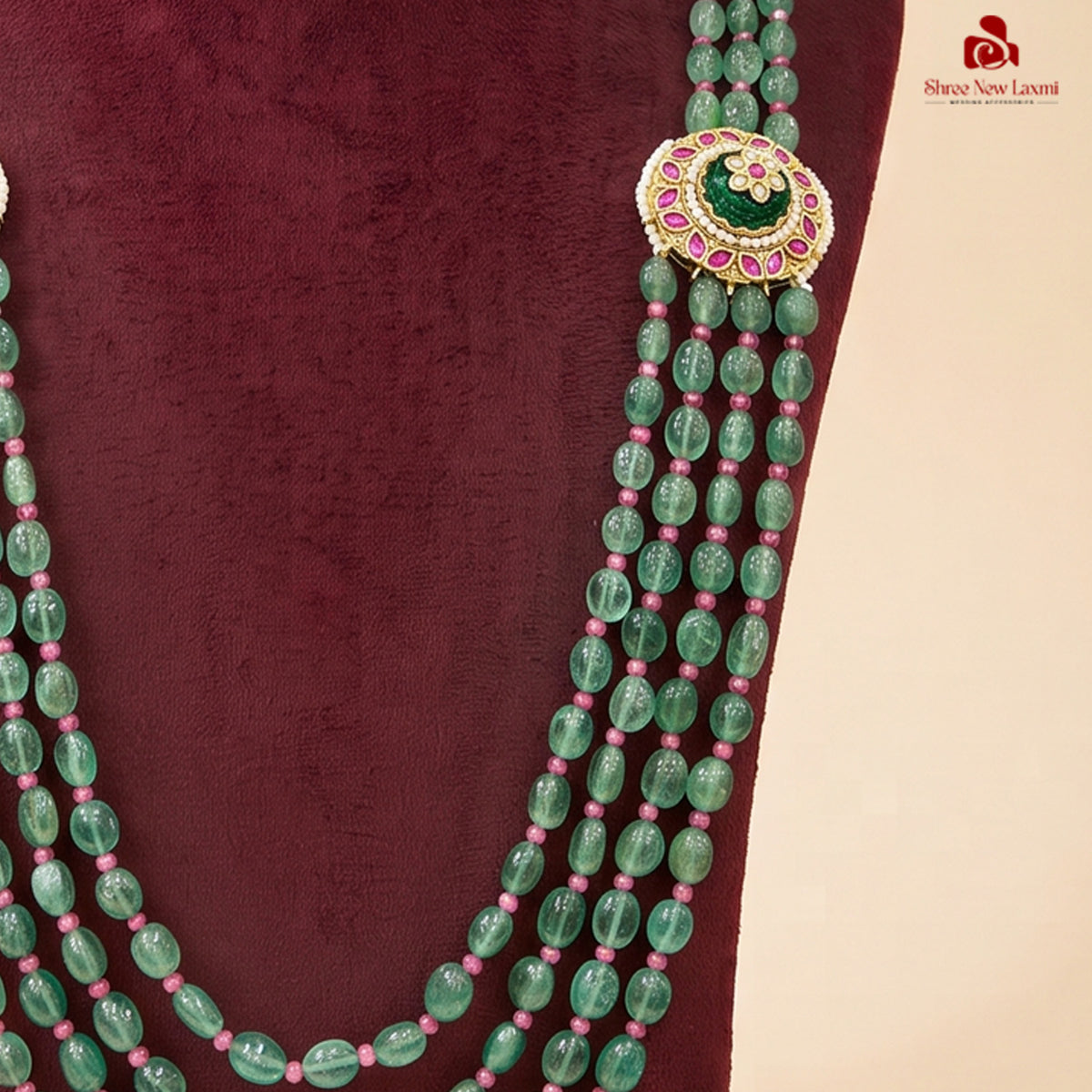 Emerald Kundan Mala